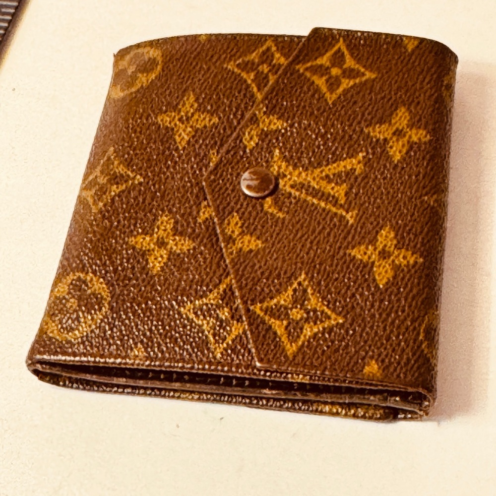 Louis Vuitton Elise Brown Monogram bifold Wallet - Picture 3 of 12